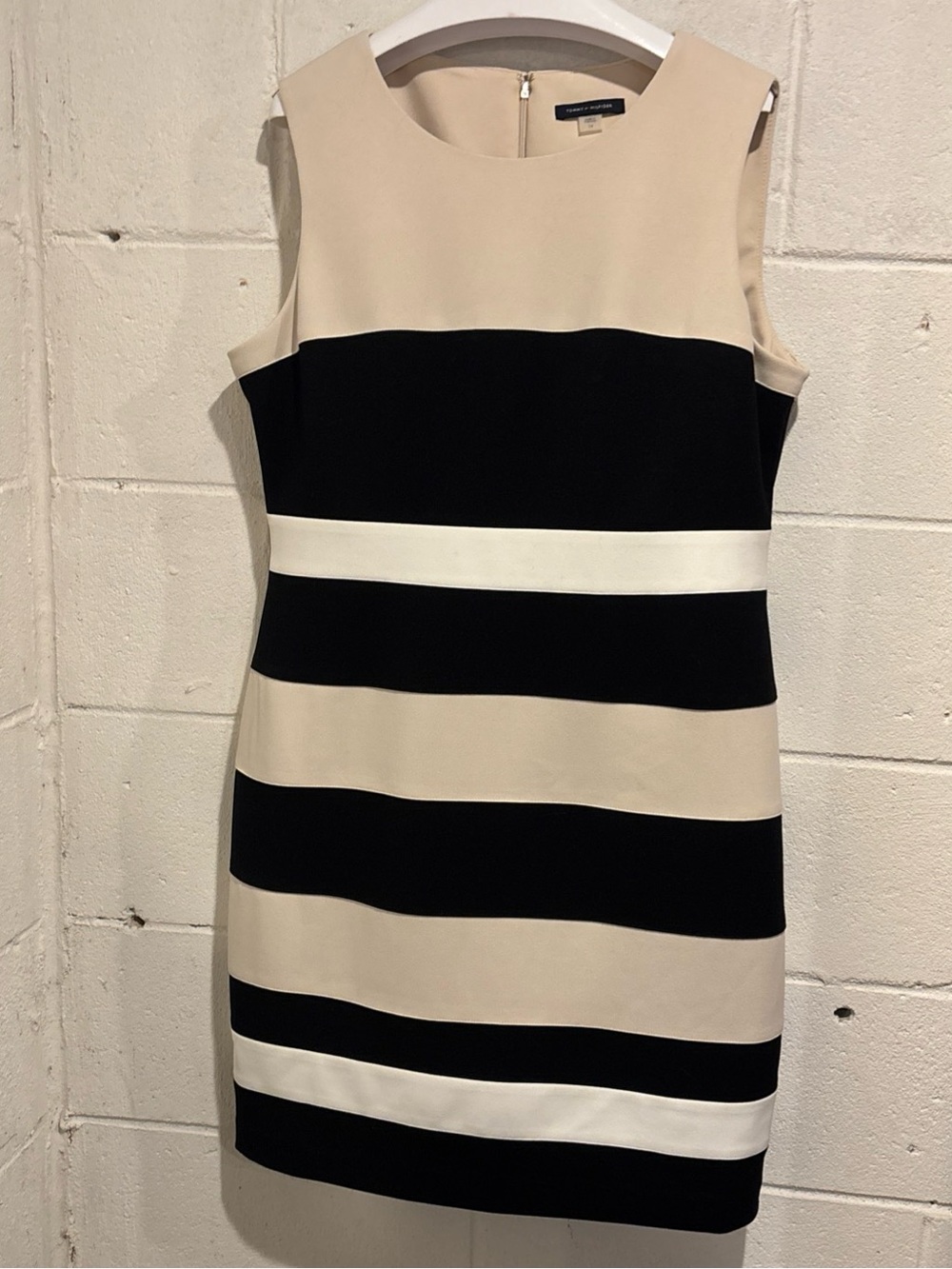 Tommy Hilfiger sleeveless sheath dress textured black beige striped